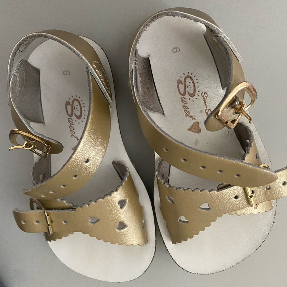 Sun San Sandals Gold Girls Size 6 toddler